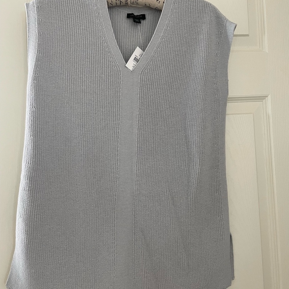 Nee - J Jill ribbed V neck pull over